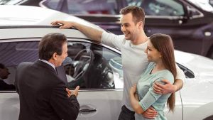 How Car Dealers Help You When Picking Out a New Vehicle